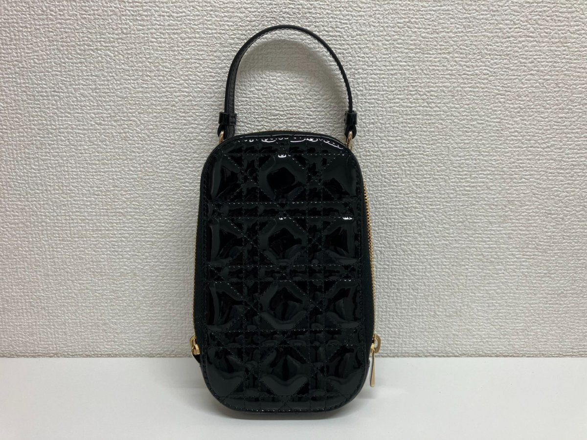 横浜市神奈川区で【Diorレディディオール ポーチ】を売るなら買取専門店大吉 新子安駅前店へ